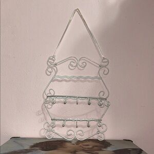 Small Chic White Metal Scroll Rack Jewelry Holder 7.5x10 inches